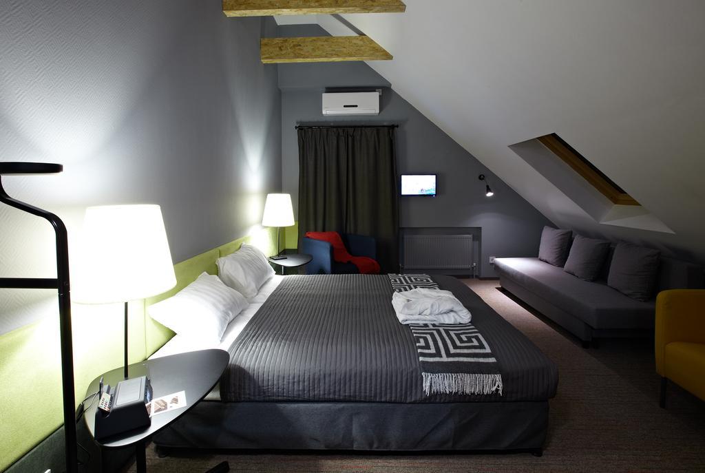 Newport Hotell Dnipro Eksteriør bilde